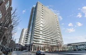 Apartment – The Queensway, Toronto, Ontario,  Canada for C$867,000