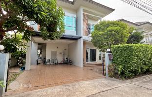 3-bedroom villa 140 m² in Pattaya for $198,000