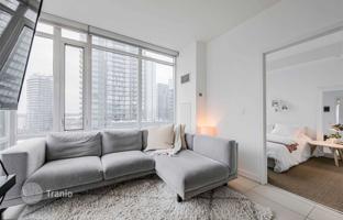 2-bedroom apartment in Fort York Boulevard for C$1,141,000