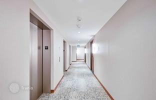 4-bedroom apartment in Bathurst Street for C$871,000