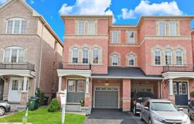 Terraced house – Scarborough, Toronto, Ontario,  Canada for C$1,100,000