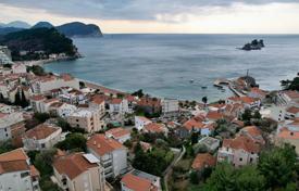 Urbanized Plot 237 m² in an Attractive Location, Petrovac for 170,000 €