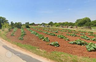 Land plot 661 m² in Loborika for 75,000 €