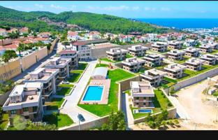 3-bedroom villa 220 m² in Kargicak for 16,658,000 TRY