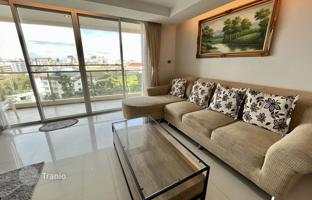 2-bedroom apartment 108 m² in Na Kluea for $146,000
