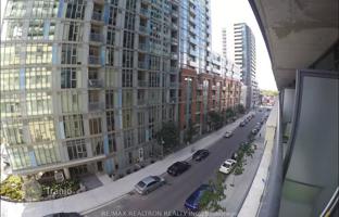 5-bedroom apartment in Lisgar Street for C$780,000