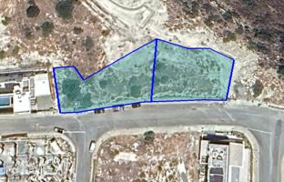 Land plot 2,016 m² in Germasogeia for 2,150,000 €