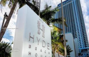 2-bedroom apartments in condo 98 m² in South Ocean Drive for $780,000