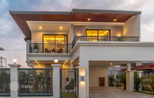 5-bedroom villa 305 m² in Pattaya for $415,000