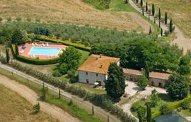 Montalcino (Siena) — Tuscany — Rural/Farmhouse for sale for 3,150,000 €