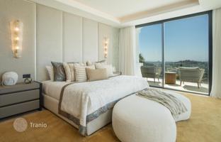 8-bedroom villa 958 m² in Benahavis for 10,900,000 €