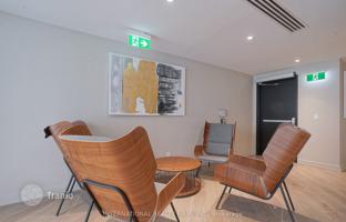 4-bedroom apartment in Richmond Street West for C$801,000