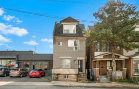 Townhome – Lansdowne Avenue, Old Toronto, Toronto,  Ontario,   Canada for C$1,148,000