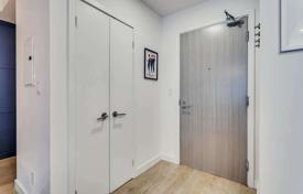 Apartment – Bathurst Street, Toronto, Ontario,  Canada for C$939,000