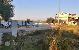 Land plot 1,105 m² in Raslina for 199,000 €