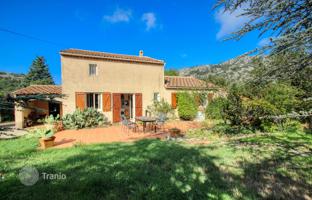 5-bedroom villa in Peille for 1,380,000 €
