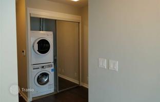 2-bedroom apartment in York Street for C$922,000