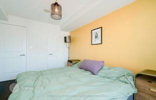 3-bedroom apartment in Old Toronto for C$913,000