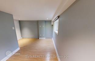 5-bedroom townhouse in Old Toronto for 895,000 €