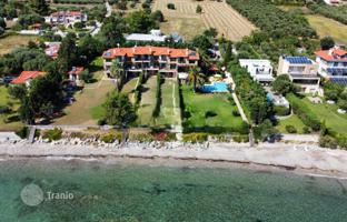 Modern furnished townhouse on the seafront in Kassandra, Chalkidiki, Greece for 650,000 €