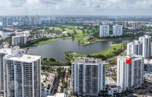 2-bedroom apartments in condo 106 m² in Aventura for $429,000