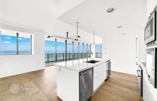 3-bedroom apartments in condo 160 m² in Collins Avenue for $3,950,000