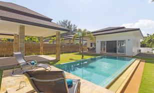 1-bedroom villa 700 m² in Kamala for $1,340,000