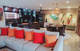 Homey Leasehold Villa in the Tranquil Area of Buduk for $481,000