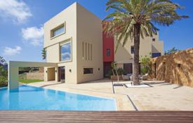 Comfortable villa with a terrace, a pool and sea views, near the golf course, Sotogrande, Andalusia, Spain for 4,895,000 €