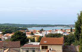 House Renovated and fully furnished house with a sea view, Medulin! for 259,000 €