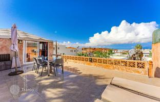 2-bedroom house 120 m² in Palm-Mar for 525,000 €