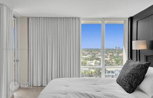 2-bedroom apartments in condo 113 m² in South Ocean Drive for $450,000