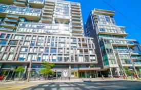 Apartment – Bathurst Street, Toronto, Ontario,  Canada for C$800,000