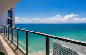 Elite apartment with ocean views in a residence on the first line of the beach, Hollywood, Florida, USA for $2,100,000