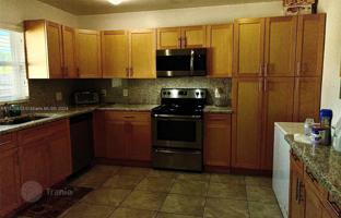 6-bedroom house 230 m² in West Park for $620,000