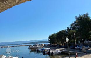 3-bedroom house 120 m² in Porat for 885,000 €