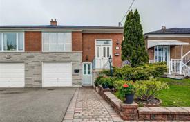 Terraced house – North York, Toronto, Ontario,  Canada for C$1,114,000