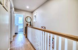 Townhome – East York, Toronto, Ontario,  Canada for C$1,843,000