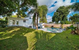 Townhome – Hollywood, Florida, USA for $645,000