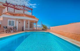 Furnished villa with a pool and sea views in Callao Salvaje, Tenerife, Spain for 950,000 €