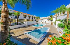 Furnished modern townhouse with a garage in El Madroñal, Malaga, Spain for 730,000 €