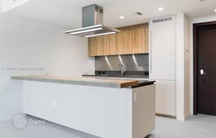 1-bedroom apartments in condo 84 m² in Miami for $990,000