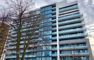 4-bedroom apartment in Yonge Street for C$902,000