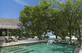 Luxury villa with a direct access to the beach, Baa Atoll, Maldives for 12,500 € per week