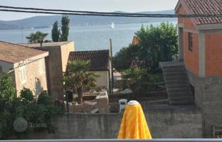 5-bedroom house 253 m² in Zadar County for 630,000 €