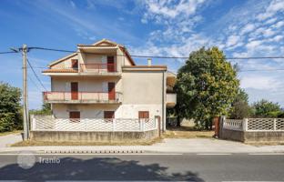7-bedroom house 470 m² in Zadar County for 439,000 €