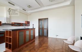 3-bedrooms apartment 200 m² in Meshchansky district, Russia for 100,000 ₽ per week