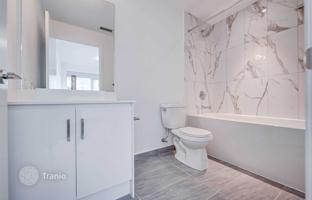 5-bedroom apartment in Etobicoke for C$1,037,000