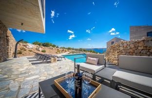 4-bedroom house 150 m² in Karlobag for 990,000 €