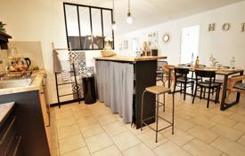 Detached house – Provence - Alpes - Cote d'Azur, France for 3,600 € per week